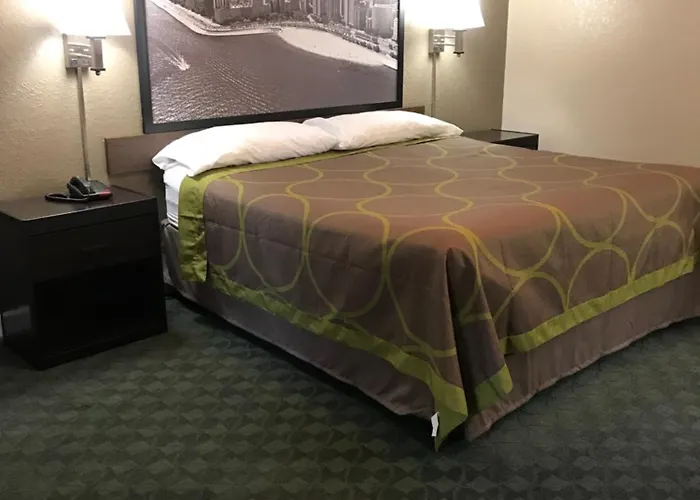 Hotel Super 8 By Wyndham Il 2*
