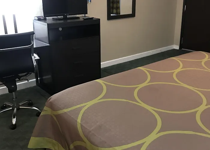 Hotel Super 8 By Wyndham Il Taylorville