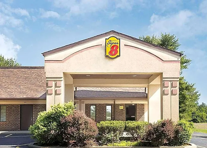 Super 8 By Wyndham Il Hotel