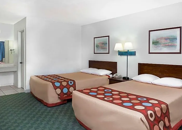 Super 8 By Wyndham Il Taylorville